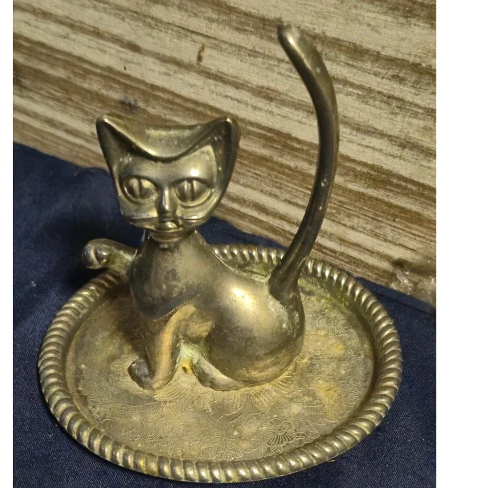 Vintage MCM Cat Ring Holder Silver Tone Metal Trinket Dish Long Tail 4 Inch